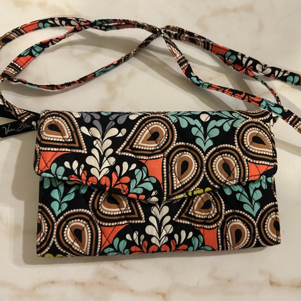 Vera Bradley Multicolor Patterned Women's cross body bag trifold